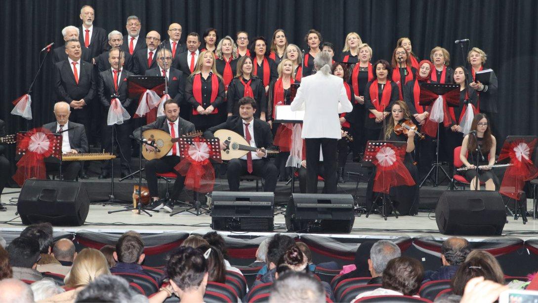 ''Şarkılar Bizi Söyler Biz de Şarkı Söyleriz'' Türk Müziği Konser Programı Gerçekleştirildi