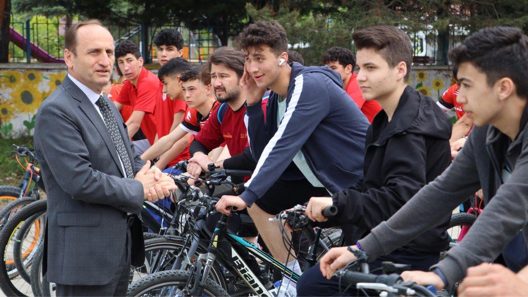 Okul Spor Kulübü Kardeşliği ''Bisiklet Turu''