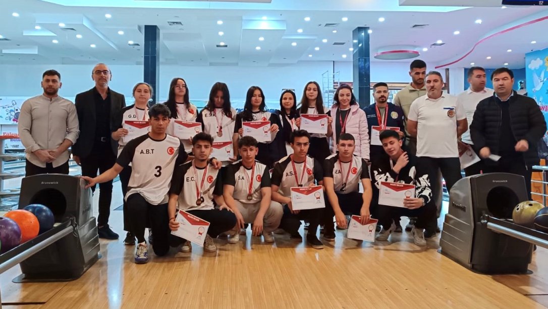 Turgut Özal Anadolu Lisesi Türkiye Bowling Final Müsabakalarında İlimizi Temsil Edecek