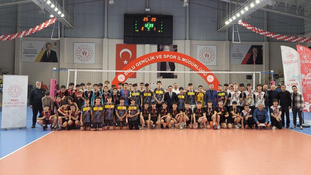 Okul Sporları Voleybol Gençler Erkekler Müsabakaları Tamamlandı