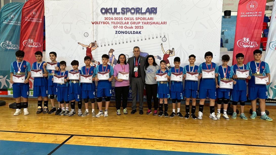 Milli Egemenlik Ortaokulu Erkekler Voleybol Takımımızdan Büyük Başarı