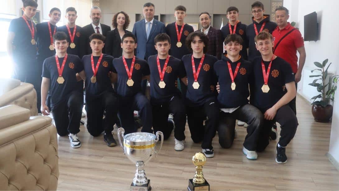 İmza Okulları Öğrencilerinden Türkiye Şampiyonluğu
