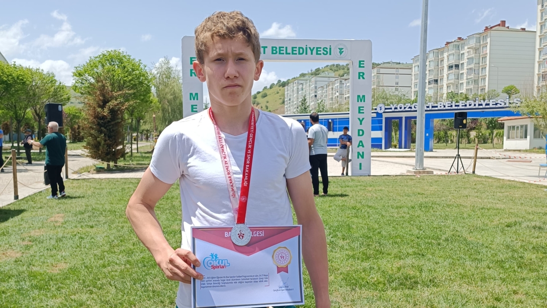 Hacı Bayram Veli İHO Öğrencimiz Türkiye 2.si Oldu